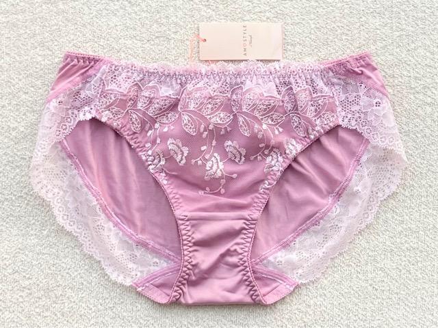Triumph AMOSTYLE ショーツ Mサイズ ピンク < 女性ファッション  Triumph AMOSTYLE ショーツ Mサイズ ピンク  < 女性ファッションの