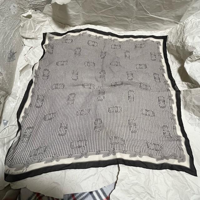 【Christian Dior】 ハンカチ / バンダナ・スカーフ < ブランド 【Christian Dior】 ハンカチ / バンダナ・スカーフ < ブランドの