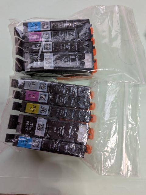 �L���m���v�����^�[�C���N�̃J�Z�b�g�e��  �� PC�{��/���Ӌ@��� 