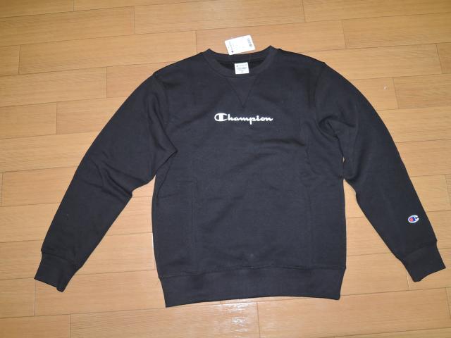 新品ChampionチャンピオンV字スウェットM黒ロゴ裏起毛 < ブランド  新品ChampionチャンピオンV字スウェットM黒ロゴ裏起毛  < ブランドの