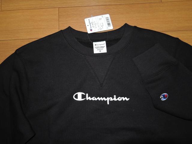 新品ChampionチャンピオンV字スウェットM黒ロゴ裏起毛 < ブランド  新品ChampionチャンピオンV字スウェットM黒ロゴ裏起毛 < ブランドの
