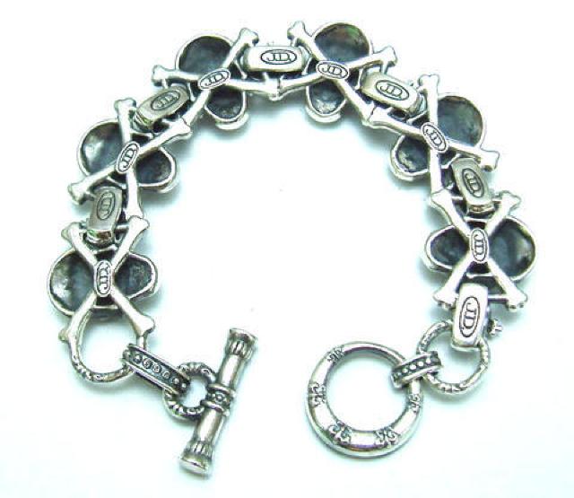 シルバー925 6クラウンスカルブレス サファイヤ < 男性アクセサリー/時計 シルバー925 6クラウンスカルブレス サファイヤ < 男性アクセサリー/時計の