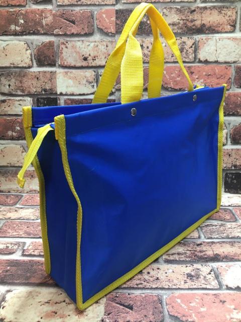 送料無料!お値打ち品!『プーさん』ナイロン210°丈夫な手さげバッグ1個3132円が < キッズ/ベビー  送料無料!お値打ち品!『プーさん』ナイロン210°丈夫な手さげバッグ1個3132円が < キッズ/ベビーの