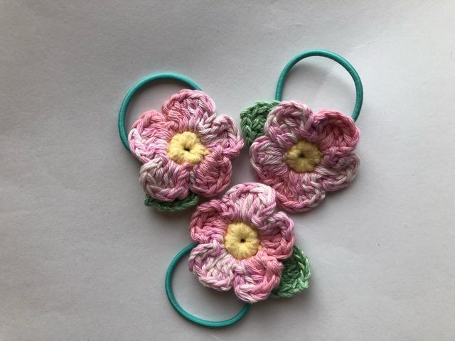 ハンドメイド ヘアゴム ピンクのお花 小さなお子様用 コットン < 女性ファッション  ハンドメイド ヘアゴム ピンクのお花 小さなお子様用 コットン  < 女性ファッションの