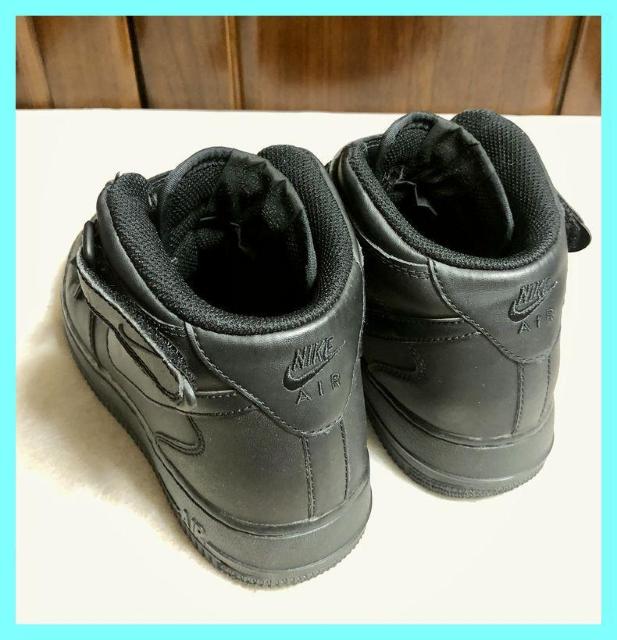 NIKEiCLilCAGAtH[XPMIDXj[J[25  uh 