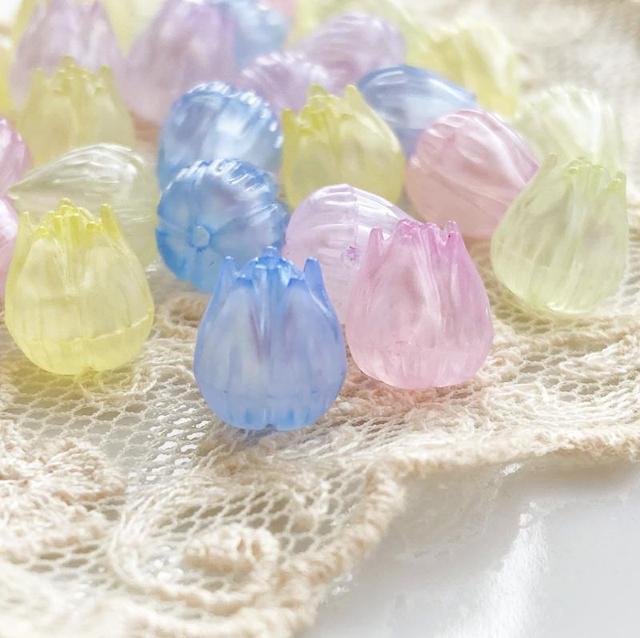 小さなチューリップ型アクリルビーズ30個 < ペット/手芸/園芸  小さなチューリップ型アクリルビーズ30個  < ペット/手芸/園芸の