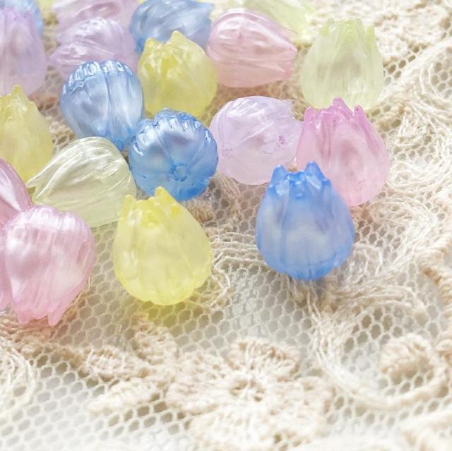 小さなチューリップ型アクリルビーズ30個 < ペット/手芸/園芸  小さなチューリップ型アクリルビーズ30個 < ペット/手芸/園芸の