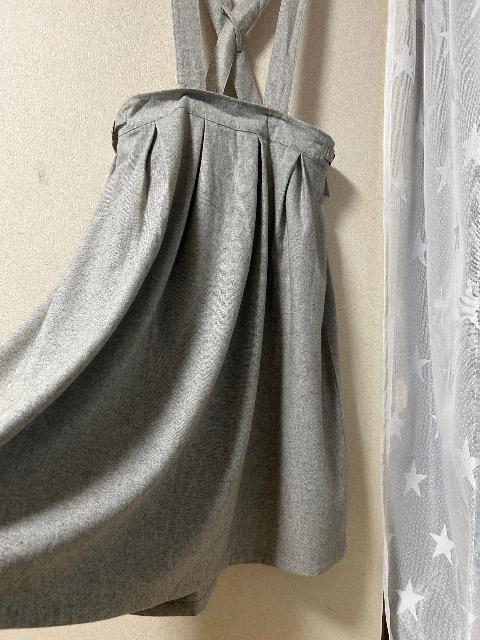 1万新品タグ付きMashu Rashu★ウール・レーヨン混サス付きスカート < 女性ファッション 1万新品タグ付きMashu Rashu★ウール・レーヨン混サス付きスカート < 女性ファッションの