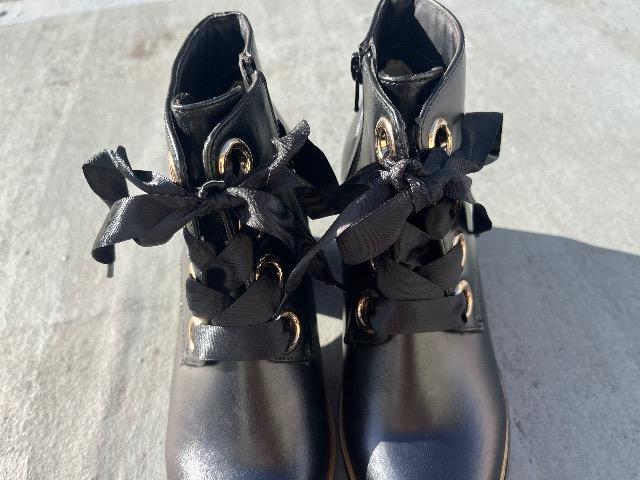 リボン紐ショートブーツ < 女性ファッション リボン紐ショートブーツ < 女性ファッションの