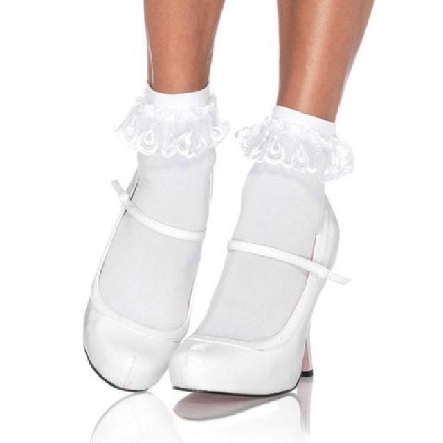 LEGAVENUE レーストリム付きの可愛いくるぶしソックス 白 < 女性ファッション  LEGAVENUE レーストリム付きの可愛いくるぶしソックス 白  < 女性ファッションの