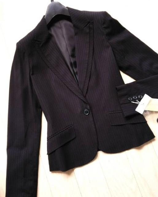 Emilyan★美ライン★ストライプジャケット★9R★新品 < ブランド  Emilyan★美ライン★ストライプジャケット★9R★新品 < ブランドの