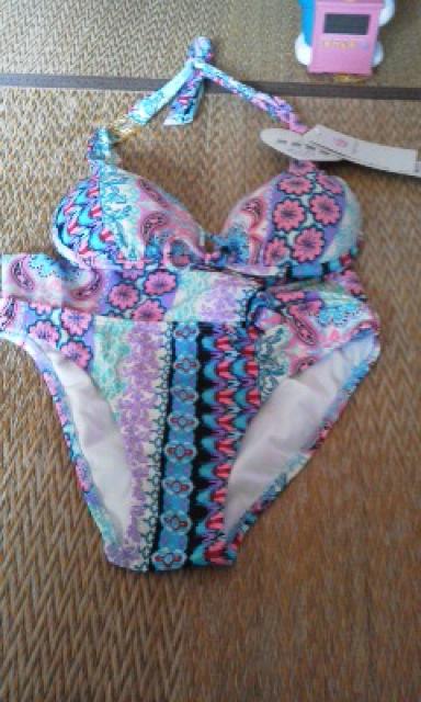 腰巻きつき カラフルカラー南国風模様 水着 M < 女性ファッション  腰巻きつき カラフルカラー南国風模様 水着 M  < 女性ファッションの