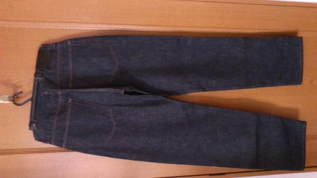 美品!激安80%オフ、GUCCI、デニムパンツ(紺、イタリア製、31〜32インチ) < ブランド  美品!激安80%オフ、GUCCI、デニムパンツ(紺、イタリア製、31〜32インチ) < ブランドの