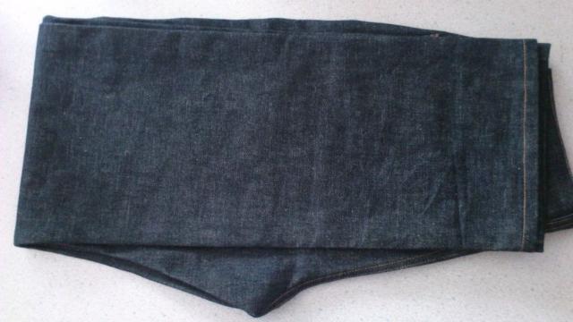 美品!激安80%オフ、GUCCI、デニムパンツ(紺、イタリア製、31〜32インチ) < ブランド  美品!激安80%オフ、GUCCI、デニムパンツ(紺、イタリア製、31〜32インチ) < ブランドの