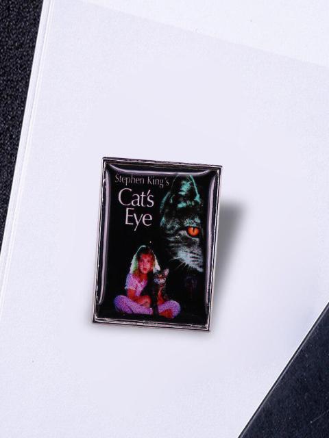 新品 Cat's Eye ピンブローチ ピンバッジ ピンズ スティーヴン・キング < 男性アクセサリー/時計  新品 Cat's Eye ピンブローチ ピンバッジ ピンズ スティーヴン・キング  < 男性アクセサリー/時計の