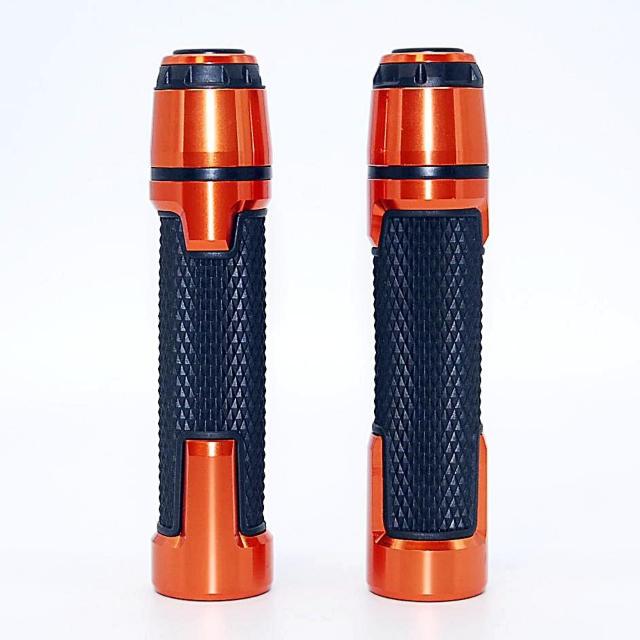 バイク メタルラバー ハンドルグリップ オレンジ アルミ カスタム 左右セット 原付 オートバイ 大型バイク 汎用 グリップ 橙 < 自動車/バイク バイク メタルラバー ハンドルグリップ オレンジ アルミ カスタム 左右セット 原付 オートバイ 大型バイク 汎用 グリップ 橙 < 自動車/バイク