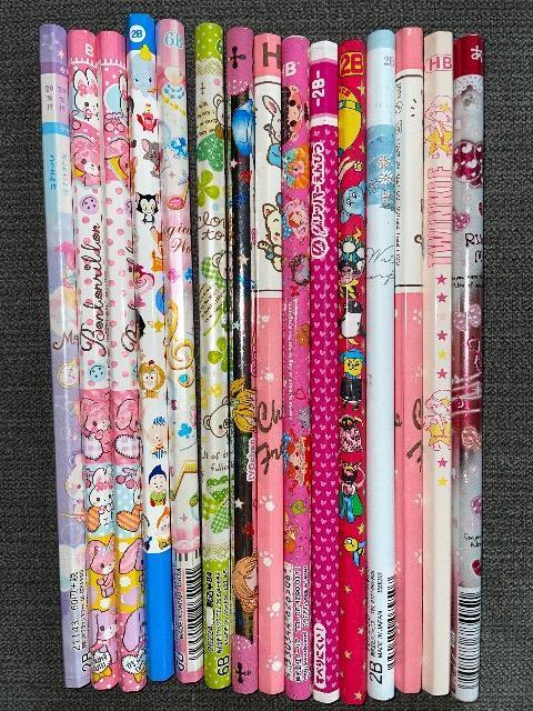 ♯新品♯いろいろえんぴつ 15本まとめ売り A  赤鉛筆1本   6Bエンピツ2本   ダンボ 占い鉛筆 < インテリア/ライフ  ♯新品♯いろいろえんぴつ 15本まとめ売り A  赤鉛筆1本   6Bエンピツ2本   ダンボ 占い鉛筆  < インテリア/ライフの