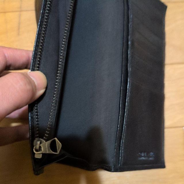 DIESEL(ディーゼル)のブラックレザーの二つ折りロングウォレットで < 男性ファッション DIESEL(ディーゼル)のブラックレザーの二つ折りロングウォレットで < 男性ファッションの