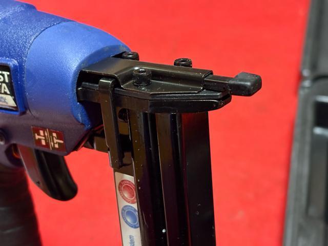 ANEST IWATA エアーネーラー/ステープラー CHX10499XX未使用 < 自動車/バイク ANEST IWATA エアーネーラー/ステープラー CHX10499XX未使用 < 自動車/バイク