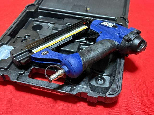 ANEST IWATA エアーネーラー/ステープラー CHX10499XX未使用 < 自動車/バイク ANEST IWATA エアーネーラー/ステープラー CHX10499XX未使用 < 自動車/バイク