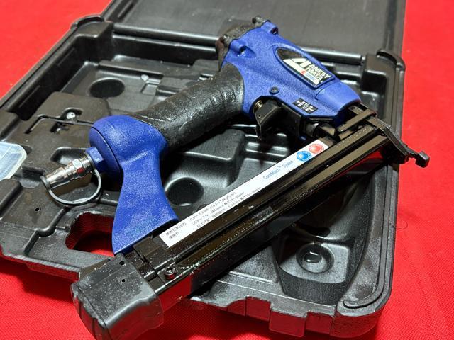 ANEST IWATA エアーネーラー/ステープラー CHX10499XX未使用 < 自動車/バイク ANEST IWATA エアーネーラー/ステープラー CHX10499XX未使用 < 自動車/バイク