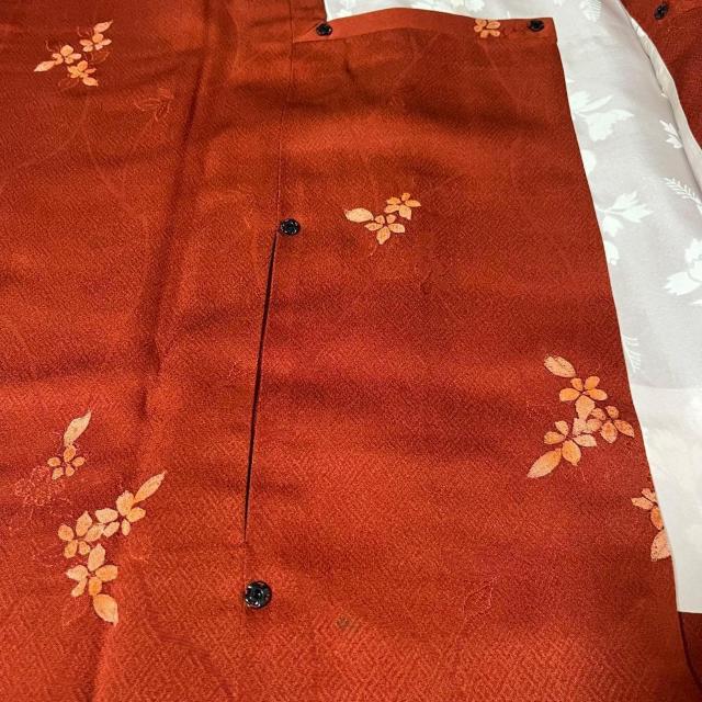 道行コート 正絹 赤系 茶系 花柄 着用可 リメイクにも < 女性ファッション 道行コート 正絹 赤系 茶系 花柄 着用可 リメイクにも < 女性ファッションの