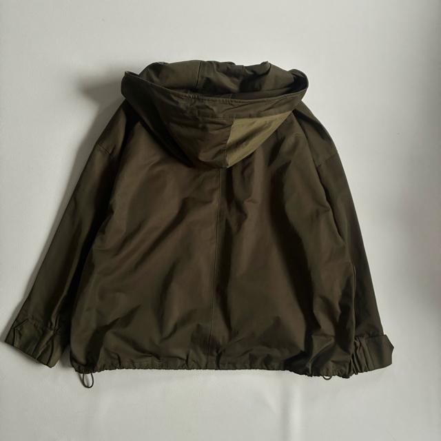 ◆美品◆アウィーエフ◆オーバーサイズマウンテンパーカー◆金ボタン◆カーキ◆M < 女性ファッション ◆美品◆アウィーエフ◆オーバーサイズマウンテンパーカー◆金ボタン◆カーキ◆M < 女性ファッションの