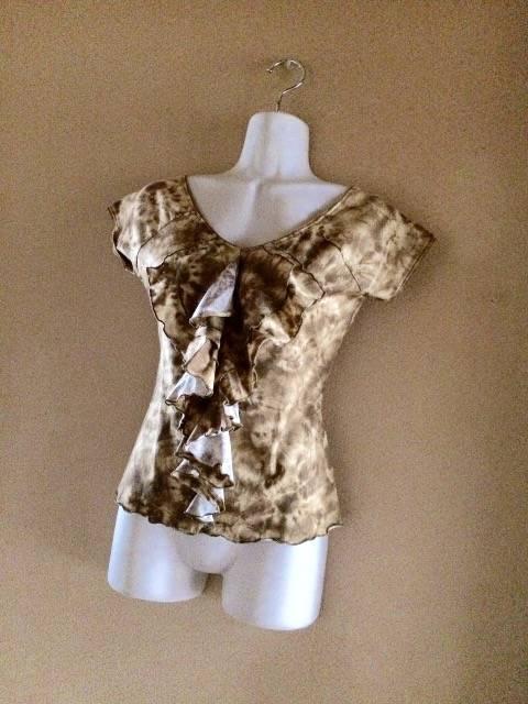 【新品タグ付】ESPRITMUR◆エスプリミュール◆洗練フリルTP < 女性ファッション  【新品タグ付】ESPRITMUR◆エスプリミュール◆洗練フリルTP  < 女性ファッションの