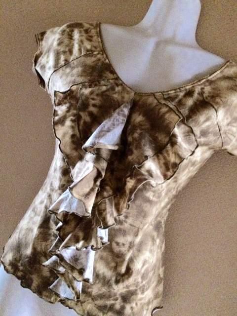 【新品タグ付】ESPRITMUR◆エスプリミュール◆洗練フリルTP < 女性ファッション  【新品タグ付】ESPRITMUR◆エスプリミュール◆洗練フリルTP < 女性ファッションの