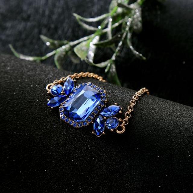 Vi AeB[NSVbNXg[uXbg  ANZT[/v 