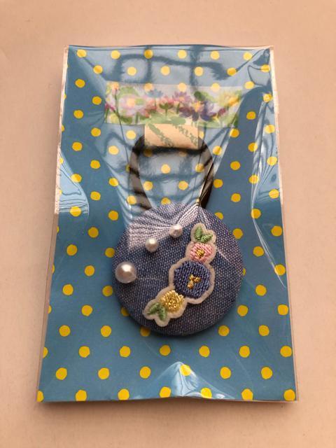 ハンドメイド ヘアゴム 特大 くるみボタン かわいいお花♪ ブルー < 女性ファッション  ハンドメイド ヘアゴム 特大 くるみボタン かわいいお花♪ ブルー  < 女性ファッションの