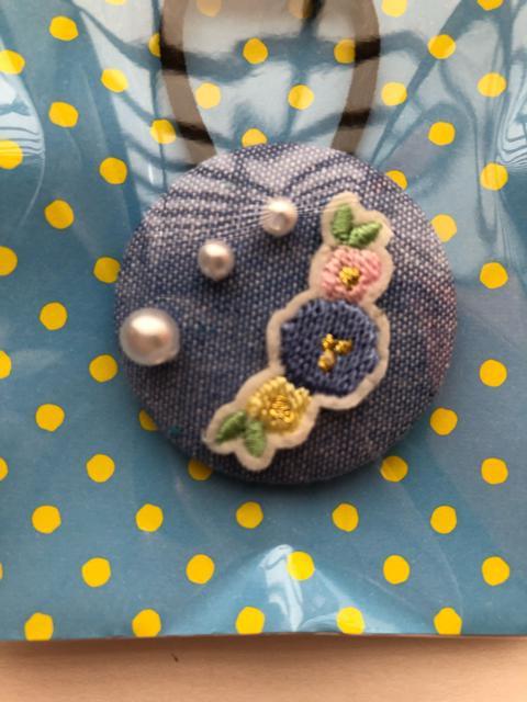 ハンドメイド ヘアゴム 特大 くるみボタン かわいいお花♪ ブルー < 女性ファッション  ハンドメイド ヘアゴム 特大 くるみボタン かわいいお花♪ ブルー < 女性ファッションの