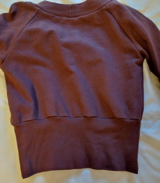 海老茶エンジ PPQ ショート丈 ハイウエスト八分袖 キノコ透かし柄スウェット トレーナー カットソー < 女性ファッション  海老茶エンジ PPQ ショート丈 ハイウエスト八分袖 キノコ透かし柄スウェット トレーナー カットソー < 女性ファッションの