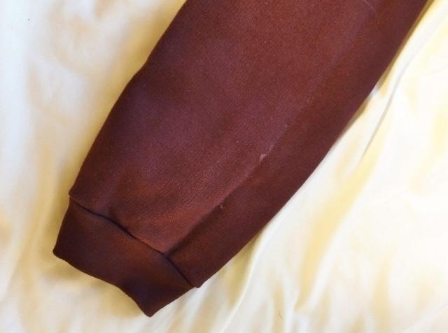 海老茶エンジ PPQ ショート丈 ハイウエスト八分袖 キノコ透かし柄スウェット トレーナー カットソー < 女性ファッション  海老茶エンジ PPQ ショート丈 ハイウエスト八分袖 キノコ透かし柄スウェット トレーナー カットソー < 女性ファッションの