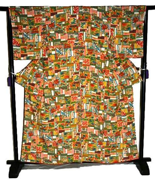 【最高級】新品同様 縮緬 総花かるた 小紋 身丈159cm 裄丈65.5cm T3523 < 女性ファッション  【最高級】新品同様 縮緬 総花かるた 小紋 身丈159cm 裄丈65.5cm T3523 < 女性ファッションの
