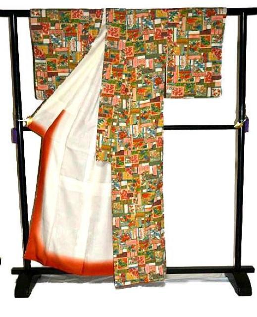 【最高級】新品同様 縮緬 総花かるた 小紋 身丈159cm 裄丈65.5cm T3523 < 女性ファッション  【最高級】新品同様 縮緬 総花かるた 小紋 身丈159cm 裄丈65.5cm T3523 < 女性ファッションの