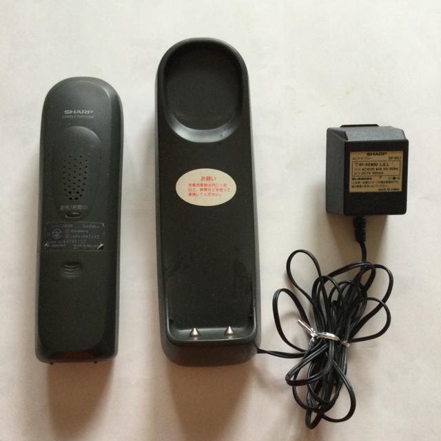 SHARP コードレス電話機の子機 + ACアダプター    A143 < 家電/AV  SHARP コードレス電話機の子機 + ACアダプター    A143  < 家電/AVの