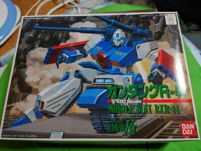 ガンダムF91 1/100 ガンタンクR-44 < ホビー  ガンダムF91 1/100 ガンタンクR-44  < ホビーの
