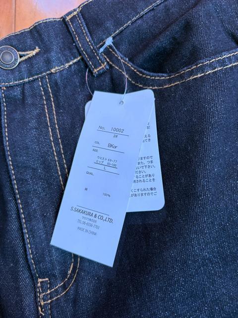 新品タグつきブラックデニム ウエストゴムL < 女性ファッション  新品タグつきブラックデニム ウエストゴムL < 女性ファッションの