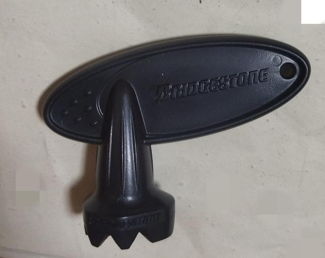 BRIDGESTONE �X�p�C�N���t���H��  �� ���W���[/�X�|�[�c�� 