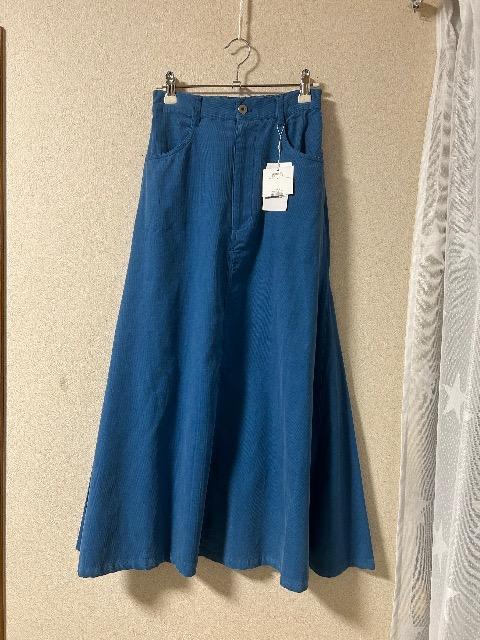 新品タグ付きsocolla(ジャヴァコーポレーション)★コットンコーデュロイ風スカート < 女性ファッション 新品タグ付きsocolla(ジャヴァコーポレーション)★コットンコーデュロイ風スカート < 女性ファッションの