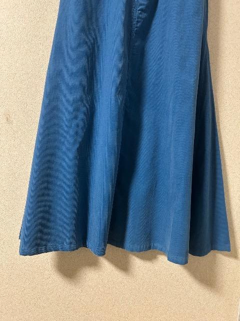 新品タグ付きsocolla(ジャヴァコーポレーション)★コットンコーデュロイ風スカート < 女性ファッション 新品タグ付きsocolla(ジャヴァコーポレーション)★コットンコーデュロイ風スカート < 女性ファッションの