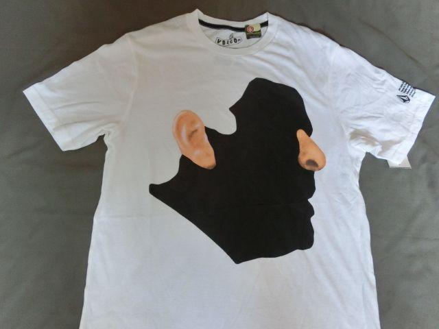 USA購入 Organic Cotton100%【Volcom】FaceプリントTシャツUS XL < ブランド  USA購入 Organic Cotton100%【Volcom】FaceプリントTシャツUS XL  < ブランドの