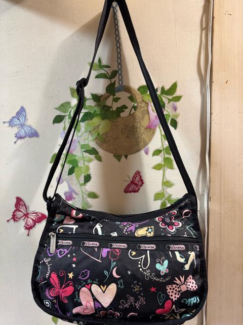 ���ӂ����߂ā� LESportsac�V�����_�[�o�b�N�E�|�[�`�E�~�j�g�[�g�o�b�N�ɔ��i��3�_�܂Ƃߔ��聚500�~�X�^�[�g