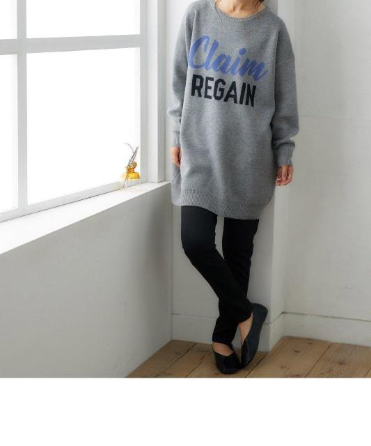 ★ゆったり楽チン♪体型カバー安心♪暖か柔らか♪英文字ロゴお洒落大人可愛い♪グレー丸首ロング丈ニットチュニック長袖セーター < 女性ファッション  ★ゆったり楽チン♪体型カバー安心♪暖か柔らか♪英文字ロゴお洒落大人可愛い♪グレー丸首ロング丈ニットチュニック長袖セーター  < 女性ファッションの