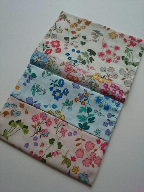 ハンドメイド☆カバー付きティッシュケース★収納ポケット付き☆カラフル花模様★ < 女性ファッション  ハンドメイド☆カバー付きティッシュケース★収納ポケット付き☆カラフル花模様★ < 女性ファッションの