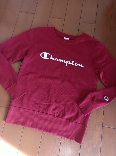 Champion★薄手トレーナー★ロンT★新品同様★カッコイイ素敵★チャンピオン★ < 女性ファッション  Champion★薄手トレーナー★ロンT★新品同様★カッコイイ素敵★チャンピオン★ < 女性ファッションの