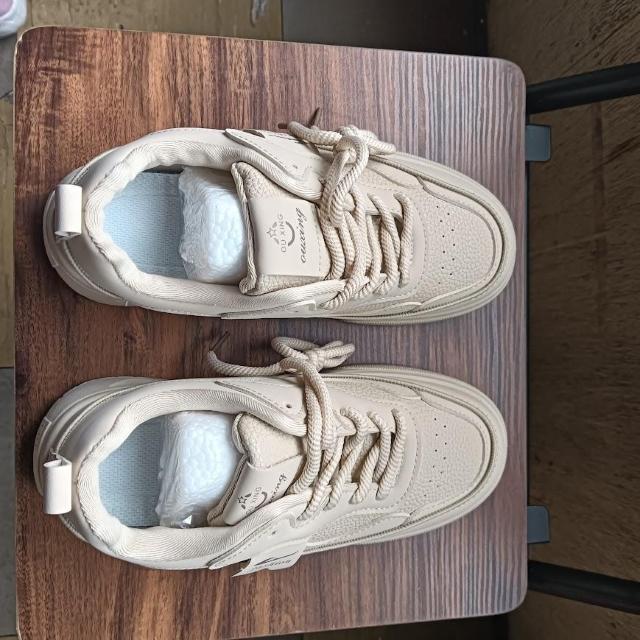 新品 23cm レディース スニーカー ベージュ シューズ 靴 厚底 カジュアル < 女性ファッション  新品 23cm レディース スニーカー ベージュ シューズ 靴 厚底 カジュアル < 女性ファッションの