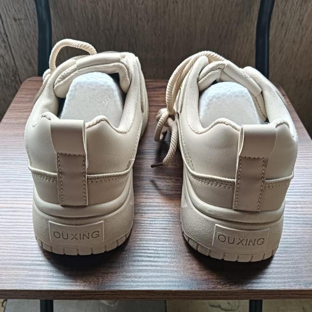 新品 23cm レディース スニーカー ベージュ シューズ 靴 厚底 カジュアル < 女性ファッション  新品 23cm レディース スニーカー ベージュ シューズ 靴 厚底 カジュアル < 女性ファッションの