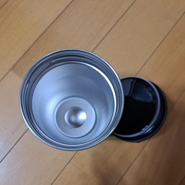 �X�e�����X�{�g���^���u���[